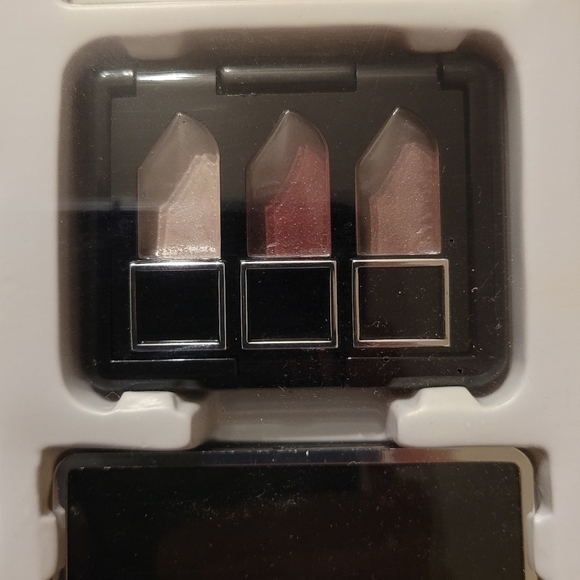 New Color Workshop Color Expressions Makeup 38+ Variety Kit Gift Set - Picture 10 of 11